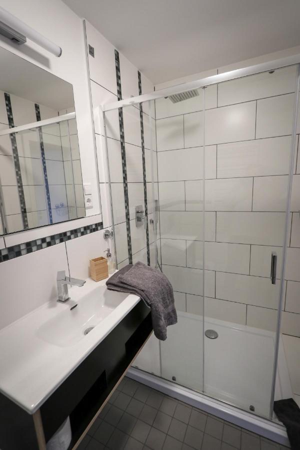 Zur Krone Neuötting Esterno foto